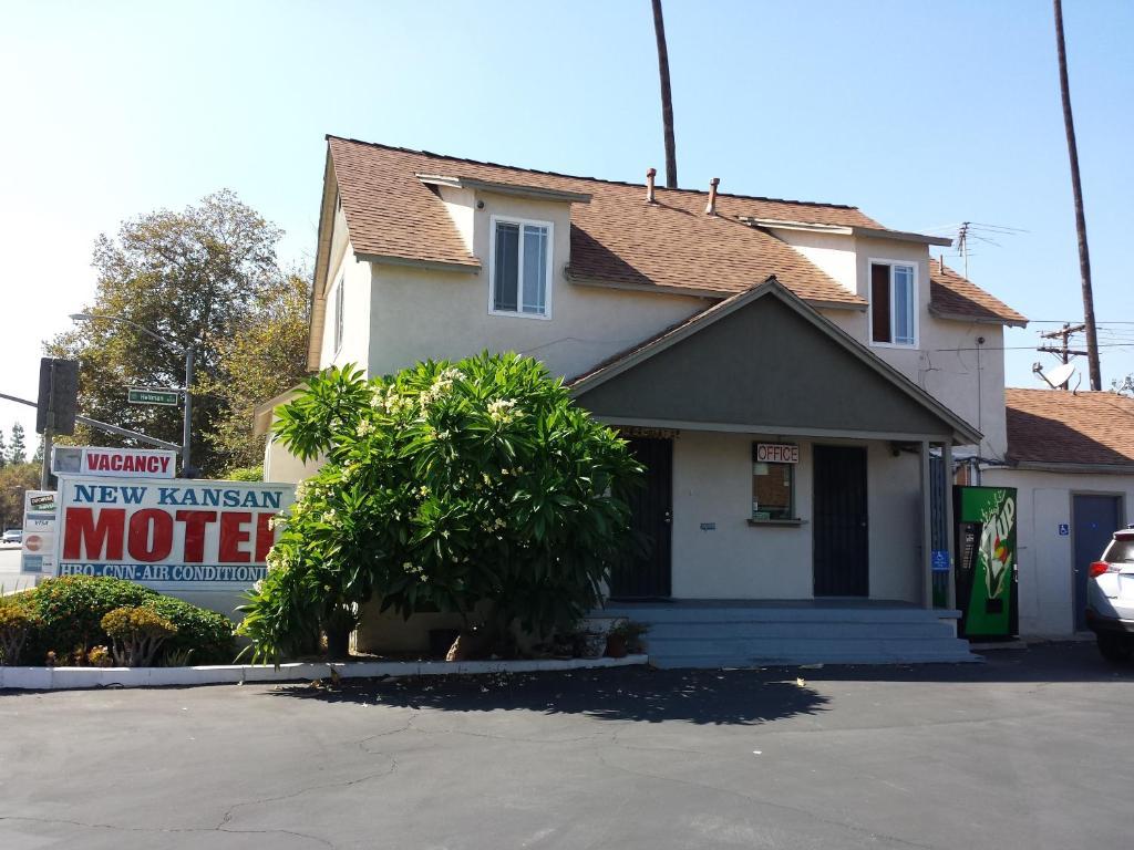 New Kansan Motel แรนโชคูคามอนกา ภายนอก รูปภาพ